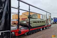 Matilda-II-in-Rotterdam-bereit-zur-Fahrt-nach-Full